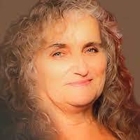 Stella Randolph's Instagram, Twitter & Facebook