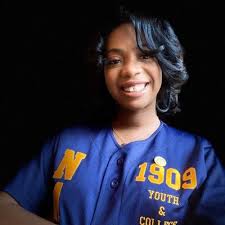 Dominique Waters (@DomCWaters1)