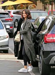 Selena S Mercedes Benz Gla Same Pinch Selena Uncategorized Selena Selena Go Selena Gomez Outfits Selena Gomez Street Style Street Style Outfits Winter
