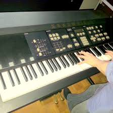 Acoustic sounds from brass, percussion, string and woodwind instruments as well as sounds created using waveforms from oscillators were utilized. Jean Luc Briancon Keyboard Hou The Final Project Will Have Wonderful Guest Keyboards Kurzweil K250