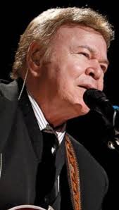 Hundreds expected to attend memorial for legendary country performer Roy  Clark