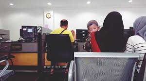 Walaupun kita mengetahui bahwa ungkapan selamat ulang tahun dalam bahasa inggris adalah happy birthday, tetapi sebenarnya ada banyak ucapan yang bisa berisi ucapan selamat dan doa yang bisa kita tuturkan pada orang yang sedang berbahagia tersebut. Diari 1 Translate Sijil Dan Dokumen Di Mana Nhazla Fikri