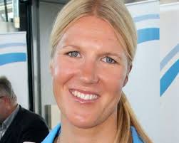 Paikasta valtuustosta haaveilevat esimerkiksi arvomitalisti, miljonääri ja  diplomaatti