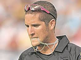 Kent sign South African fast bowler Wayne Parnell