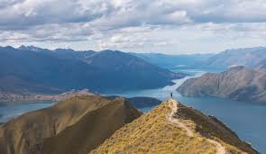 Aotearoa, «tierra de la gran nube blanca») es un país de oceanía, localizado en el suroeste del océano pacífico constituido en una monarquía parlamentaria. 18 Cosas Que Debes Saber Antes De Viajar A Nueva Zelanda