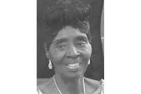 Essie Ford's Instagram, Twitter & Facebook