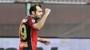 Pandev ha realizzato, nel corso di quest'annata, il sogno di portare la sua macedonia agli europei di calcio. Il Protagonista Goran Pandev Mister Triplete E L Elisir Di Lunga Carriera