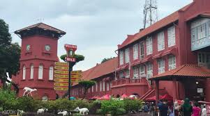 If you travel with an airplane (which has average speed of 560 miles) from melaka to kuala lumpur, it takes 0.14 hours to arrive. Melaka Malacca Day Tour With Attraction Tickets From Kuala Lumpur Malaysia