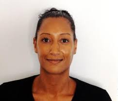 Amanda Batt's Instagram, Twitter & Facebook