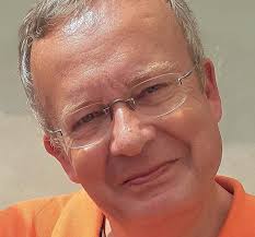 Gemeinschaft ich Mit Mut Gestärkt durc Gottes Zutr uen Gestalten ir Heute  das Morgen