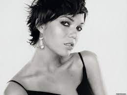 Mandy Moore Short Hair Styles Mandy Moore Hair Mandy Moore Short Hair