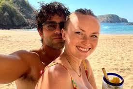 Why Did Adrian Grenier Leave Hollywood? All About His Laid-Back Life in  Texas