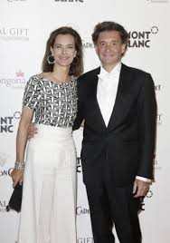Un unione di 5 cori ( amatoriali ) pavesi, per far un concerto. Carole Bouquet And Philippe Sereys De Rothschild Dating Gossip News Photos