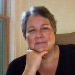 Beth Paddock's Instagram, Twitter & Facebook