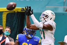 Dolphins Safety Eric Rowe Tight End Duster The Phinsider Tight End Patriots Team England Players
