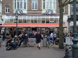 Oudezijds voorburgwal 90 (+31) 206 25 98 64 more than a year ago. Bulldog The Coffeeshop Amsterdam