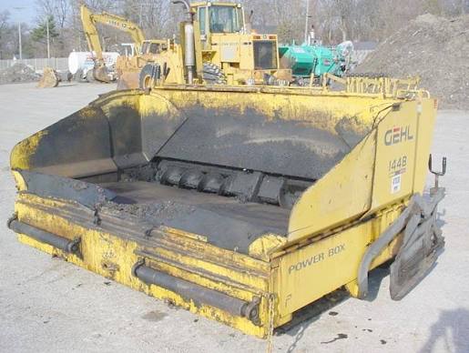 Gehl 1448 Asphalt Paver