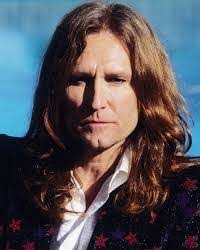 Charles Waite's Instagram, Twitter & Facebook