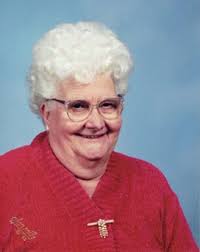 Nellie Hanson's Instagram, Twitter & Facebook