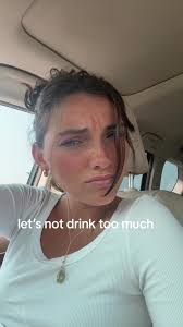 bella burke (@bellaburke.25)