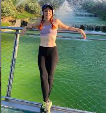 El método tabata es muy utilizado en el mundo del entrenamiento. Noemi Addominali In Vista Look Sportivo E Fisico Al Top Foto