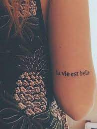 Tatouage Bras 85 Idees De Tatouages Sur Le Bras