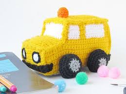 Amigurumi School Bus For She Knows Amigurumi Ucretsiz Patron