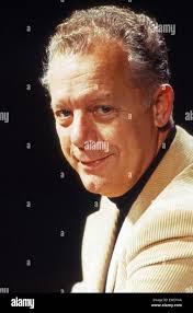 Cabaret actress hi-res stock photography and images