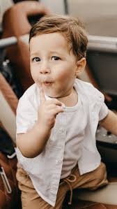 100 Nama Bayi Laki-Laki Katolik yang Penuh Kemuliaan, Bisa Jadi Inspirasi