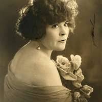 Mrs. Bryce Wing, George Grantham Bain Collection