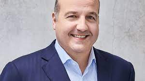 Michael's education is listed on their profile. Michael Samak News Hintergrunde Horizont
