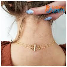 Traveling with necklaces is a pain—more often than not, they become a pretzeled mess by the time the plane touches down. How To Layer Necklaces Without Them Getting Tangled Arxiusarquitectura