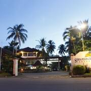 Great savings on hotels & accommodations in pangandaran, indonesia. Top Hotels In Pangandaran From 7 Free Cancellation On Select Hotels Expedia