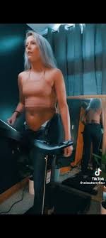 Treadmill Inflation - ThisVid.com em inglês