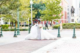 A consult is scheduled to sit with our designer esé azénabor and discuss all aspects of your dream wedding dress. Ese Azenabor Custom Made Used Wedding Dress Save 59 Stillwhite