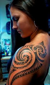 15 Pictures Of Samoan Tattoos For Women Polynesian Tattoo Designs Maori Tattoo Tribal Tattoos For Women