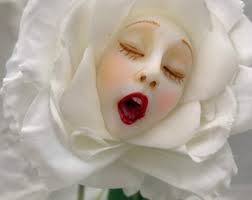 Alice in Wonderland (non)talking Flowers "tranquil" by Sutherland for Party  Props Tea Parties Table Decor Vignettes