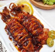 Resep makanan pedas ini cukup mudah dibuat dengan berbagai bahan seperti ayam, telur, daging, atau tempe. 2 Resep Makanan Pedas Ayam Balado Merah Dan Cumi Kecap Yang Menggugah Selera Okezone Lifestyle