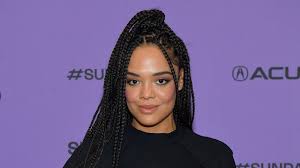 The actress landed a spot in the avengers before securing a lead role in thor: Nach Dreier Knutscherei Tessa Thompson Mit Model Gesichtet Promiflash De