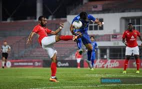 Olahraga yang sangat digemari di seluruh dunia ini dimainkan pada lapangan terbuka. Bernama Jdt Lebarkan Penguasaan Di Takhta Liga Super