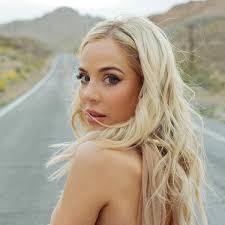 MacKenzie Porter: News, Songs & Reviews