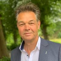 Norman Schwab's Instagram, Twitter & Facebook