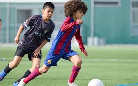 La pépite marocaine Adam Qaroual, 12 ans, fait sensation au Barça