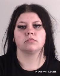 Amber Tibbits's Instagram, Twitter & Facebook