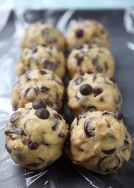 Bravetart S Levain Style Chocolate Chip Cookies Bakerella Com Cookies Recipes Chocolate Chip Cake Pop Recipe Chocolate Biscuits