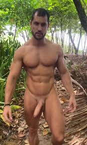 Hetero gostoso de pau mole na trilha - ThisVid.com