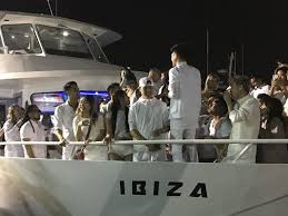 Browse the top 5 long beach boat rentals for 2021 near you today on boatsetter. Los Angeles Modern Party Boat Ibiza Party Yacht Onboat Inc