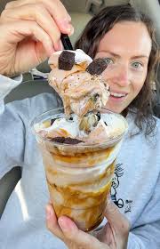 Costco's food court just released 2 NEW treat options featuring salted  caramel! 🧂 🍫🧡 Caramel Brownie Sundae ($2.99): Vanilla, chocolate, or  twist with salted caramel sauce and brownie chunks! ☕️❄️ Caramel Cold