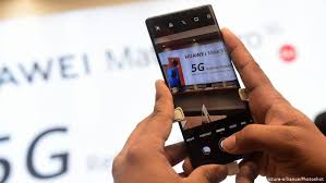 Completeaza versurile de mai jos folosind cuvinte care rimeaza.continua poezia cu inca o strofa. In Ce Stadiu Se AflÄƒ Introducerea 5g In Romania Si Celelalte State Din Sud Estul Europei Europa Dw 22 05 2020