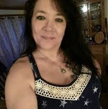 Dora Schell's Instagram, Twitter & Facebook